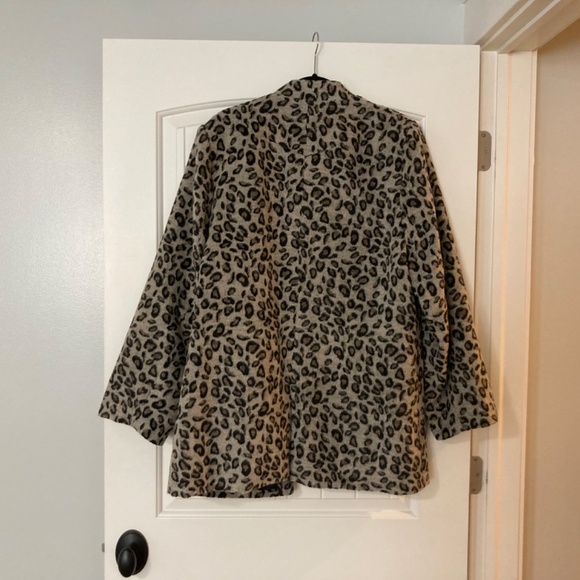 Women’s leopard print fur coat - Picture 2 of 6